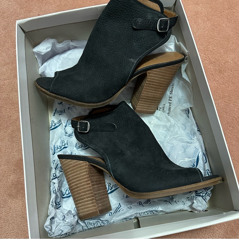 Lucky Brand black leather booties